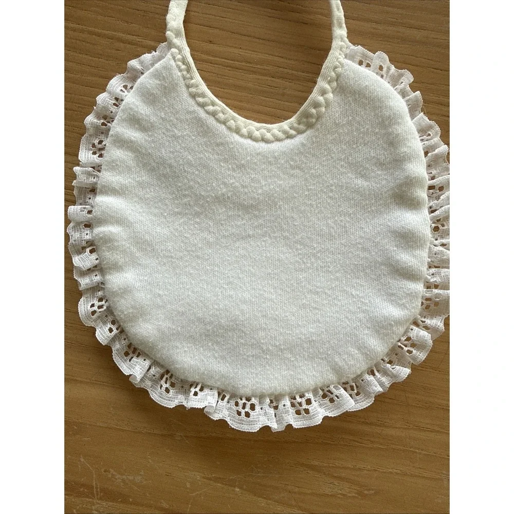Vintages terry cloth Baby Bib with tie closure. Ballet Slippers.